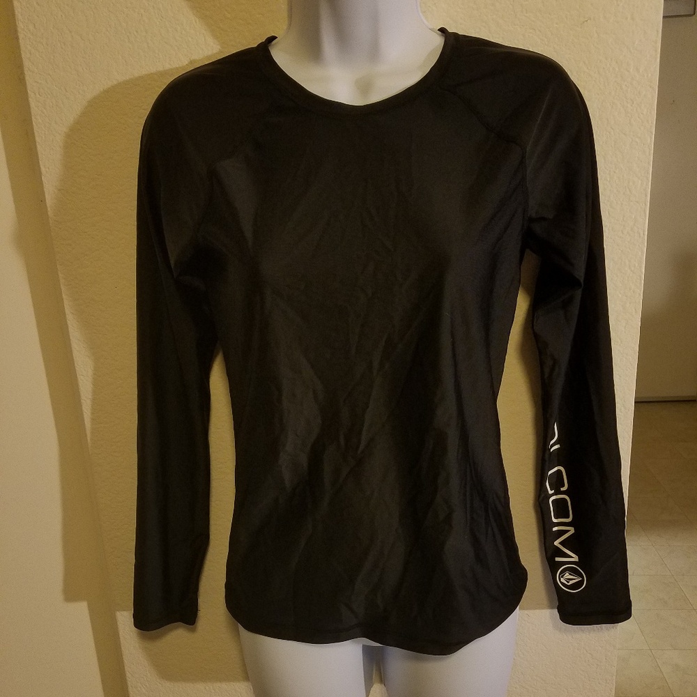 NWT Volcom Rashguard